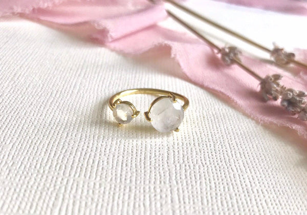 Rainbow Moonstone ring, Raw moonstone jewelry, Moonstone rings, Celestial ring, Rose Gold moonstone, Moon stone ring, Moonstone engagement